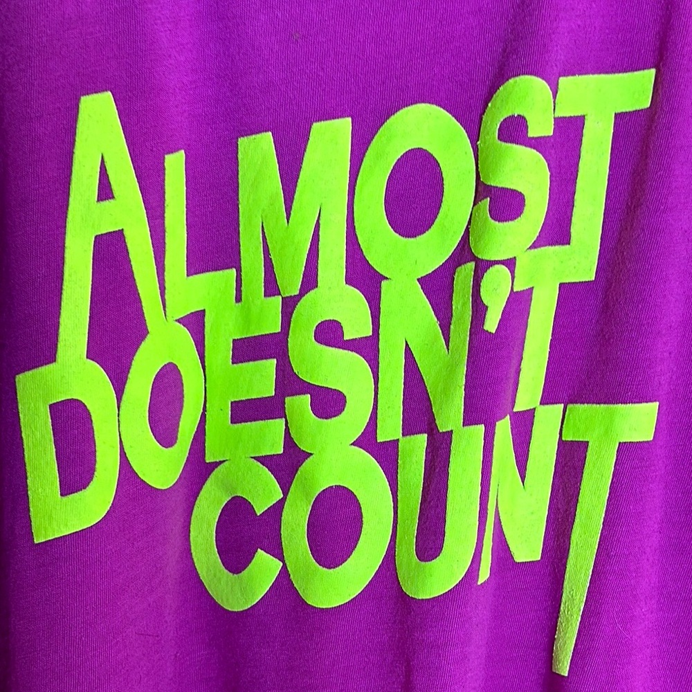 Xersion vibrant purple/fushia sleeveless Racerback tank “Almost doesn’t count” - Picture 7 of 11